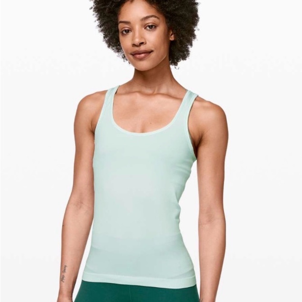 LuLuLemon•Seek Simplicity Ribbed Stretch Tank• REVERSIBLE• Polar Ice •NWT • SZ 6